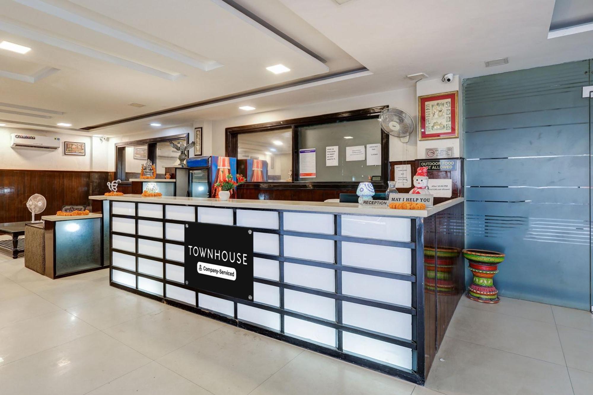 Hotel Super Townhouse Sector 38 Gurgaon Near Medanta Exteriér fotografie