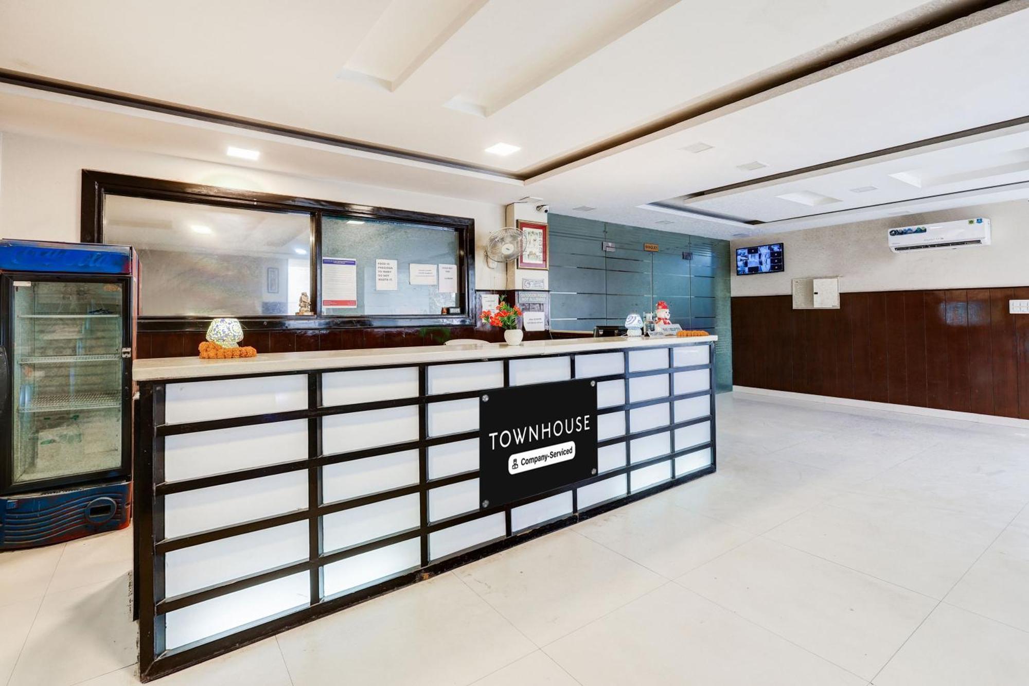 Hotel Super Townhouse Sector 38 Gurgaon Near Medanta Exteriér fotografie