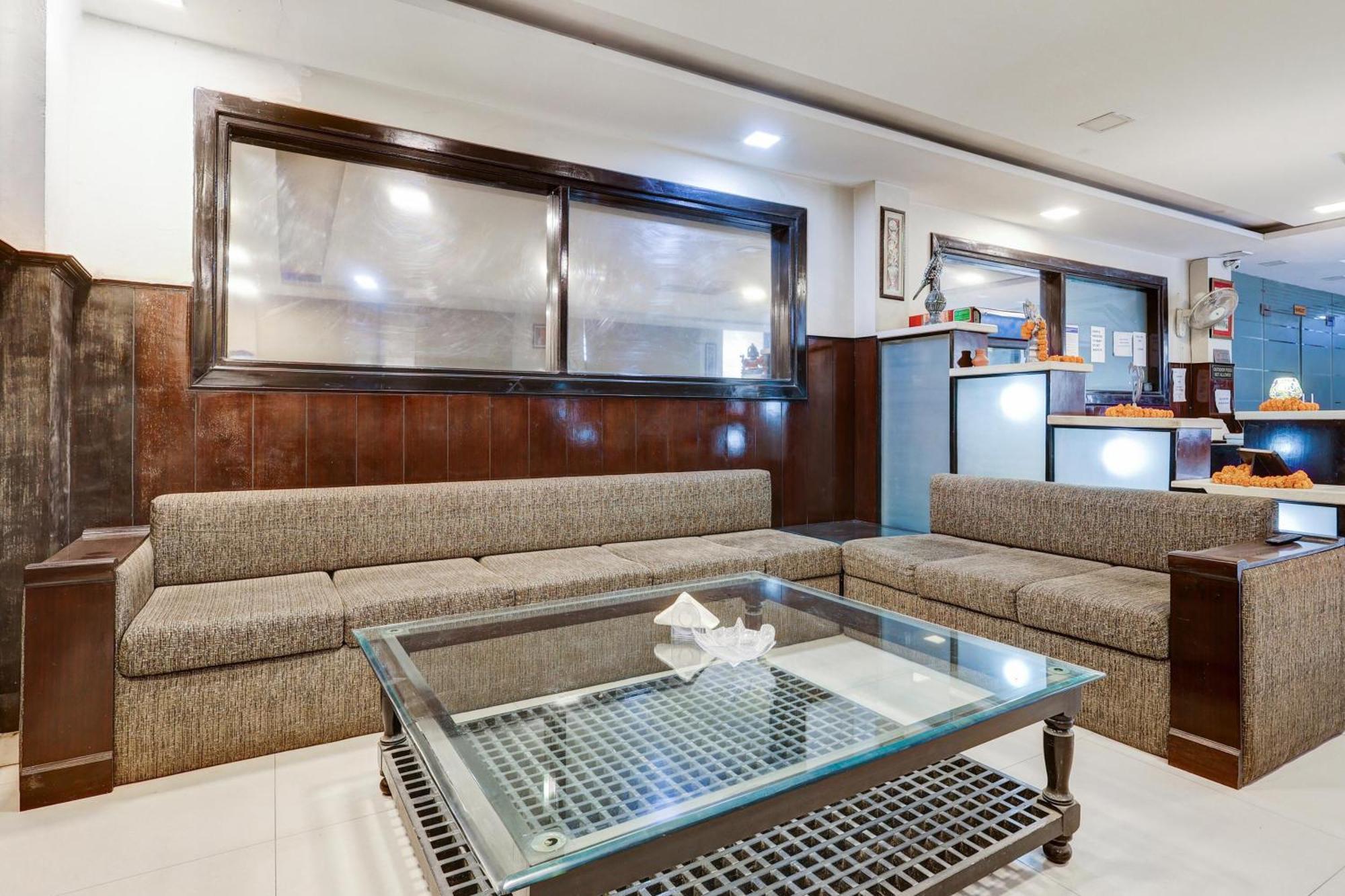 Hotel Super Townhouse Sector 38 Gurgaon Near Medanta Exteriér fotografie