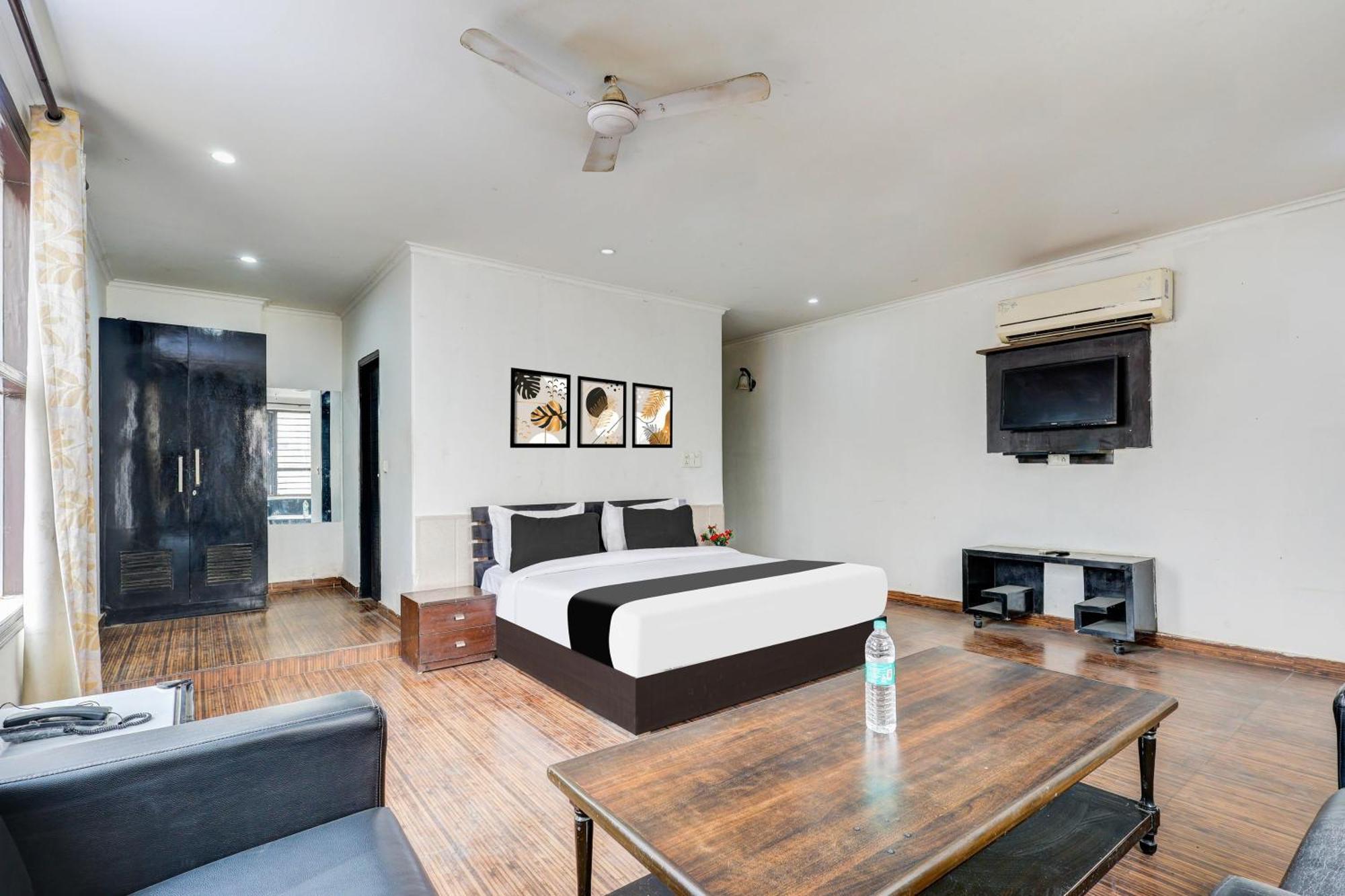 Hotel Super Townhouse Sector 38 Gurgaon Near Medanta Exteriér fotografie